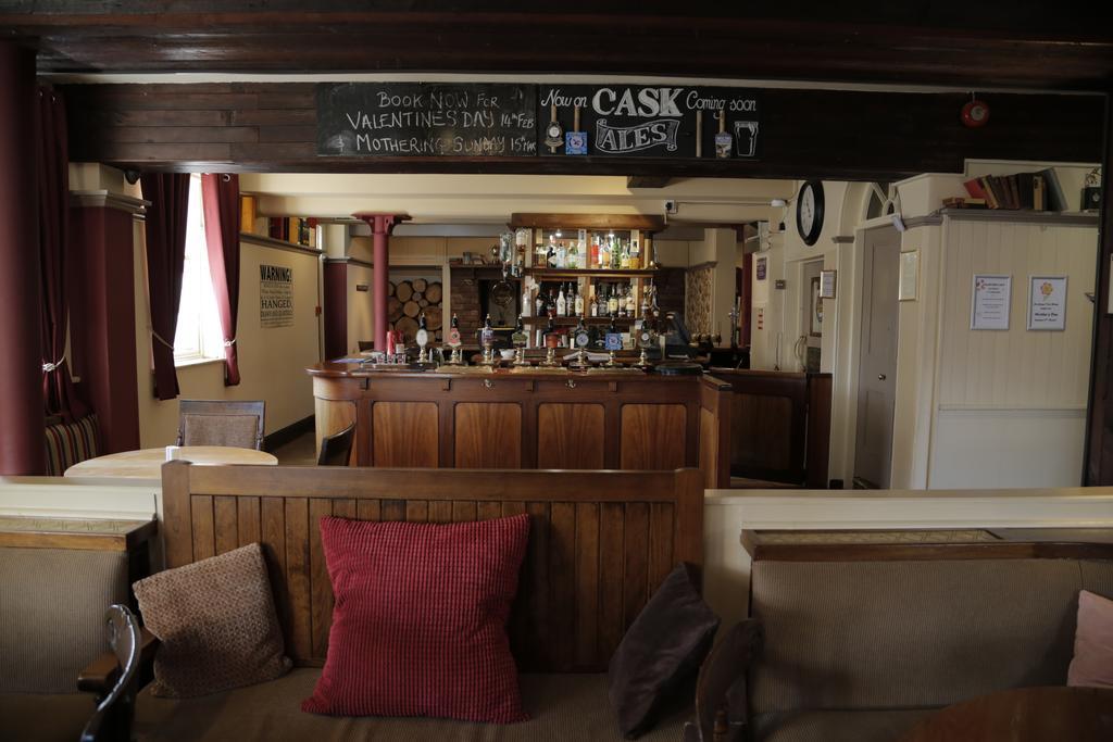 Hanmer Arms ภายนอก รูปภาพ